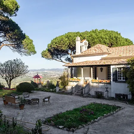 Chalet Chapeu De Sol - *
